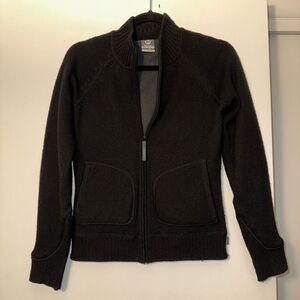 Merrell XS Knit Wool Blend Full Zipper Womens Sweater Solid Black Gently Worn